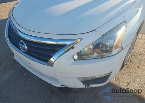 2015 Nissan Altima 2.5/2.5 S/2.5 Sl/2.5 Sv z USA, uszkodzony, nr VIN 1N4AL3AP7FC182088